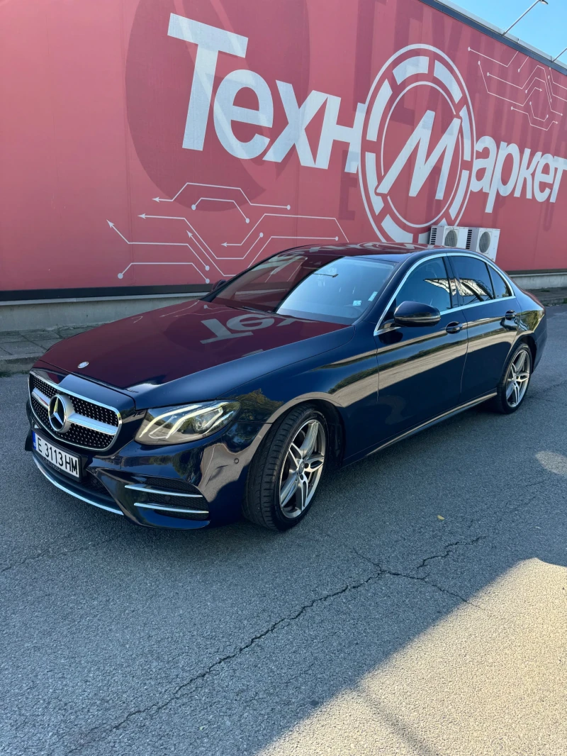 Mercedes-Benz E 220 AMG line , снимка 4 - Автомобили и джипове - 47377325