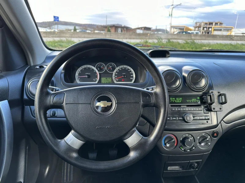 Chevrolet Aveo 1.4 16V , снимка 8 - Автомобили и джипове - 48073744