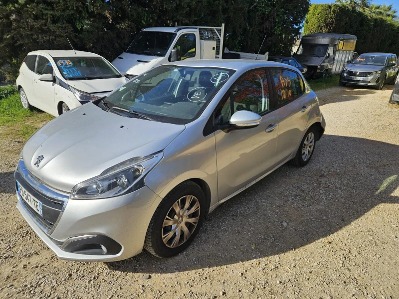 Peugeot 208 НОВ ВНОС/EURO 6, снимка 1 - Автомобили и джипове - 48243166