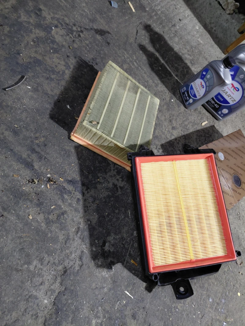 Audi A4 2.4 ТВЪРДА ЦЕНА, снимка 16 - Автомобили и джипове - 52308313