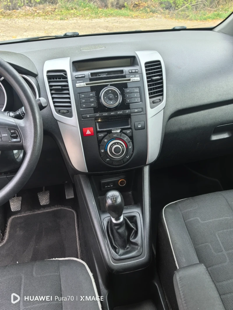 Kia Venga Хечбек, 1.4 бензин, снимка 10 - Автомобили и джипове - 52517757