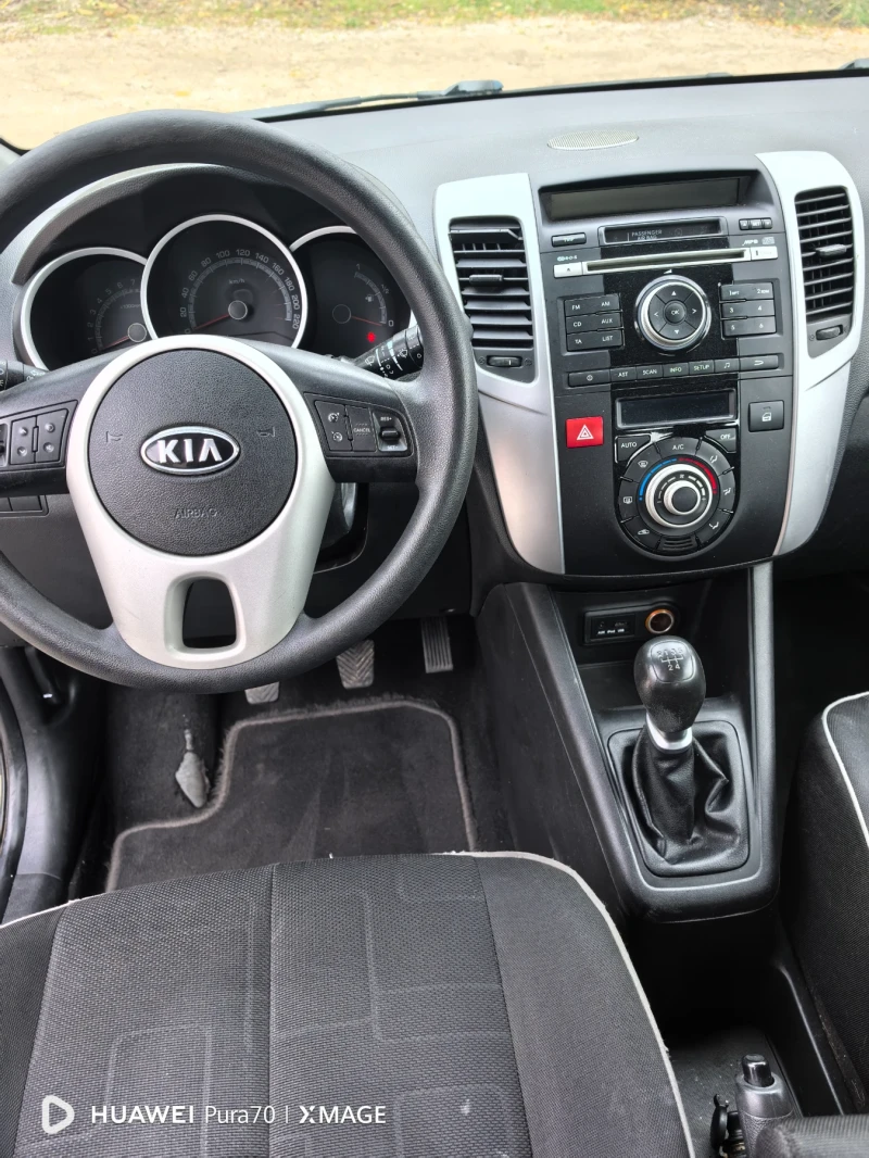 Kia Venga Хечбек, 1.4 бензин, снимка 9 - Автомобили и джипове - 52517757