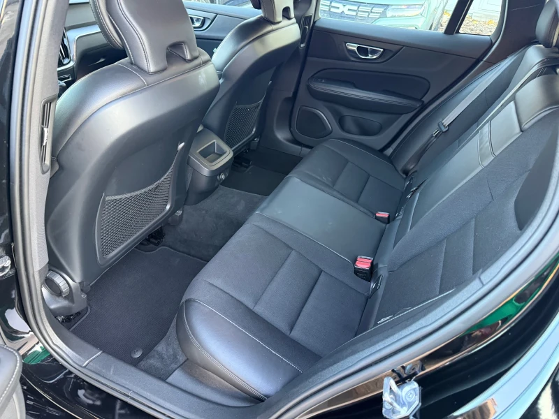 Volvo V60 2.0d - 150к.с. - Business Plus, снимка 15 - Автомобили и джипове - 52403430