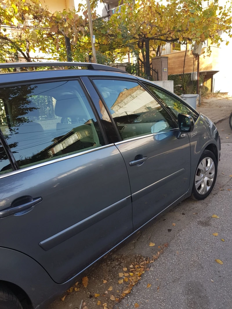 Citroen Grand C4 Picasso, снимка 2 - Автомобили и джипове - 53074699