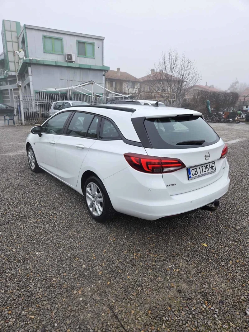 Opel Astra, снимка 5 - Автомобили и джипове - 53301841