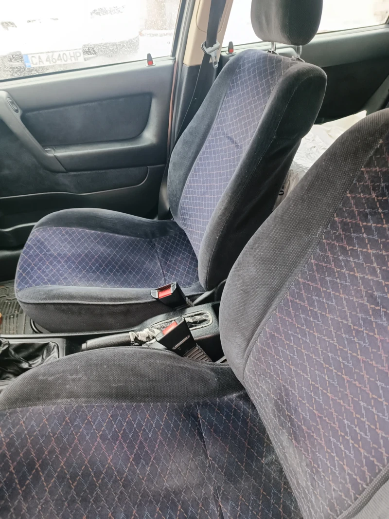 Opel Astra, снимка 9 - Автомобили и джипове - 53600532