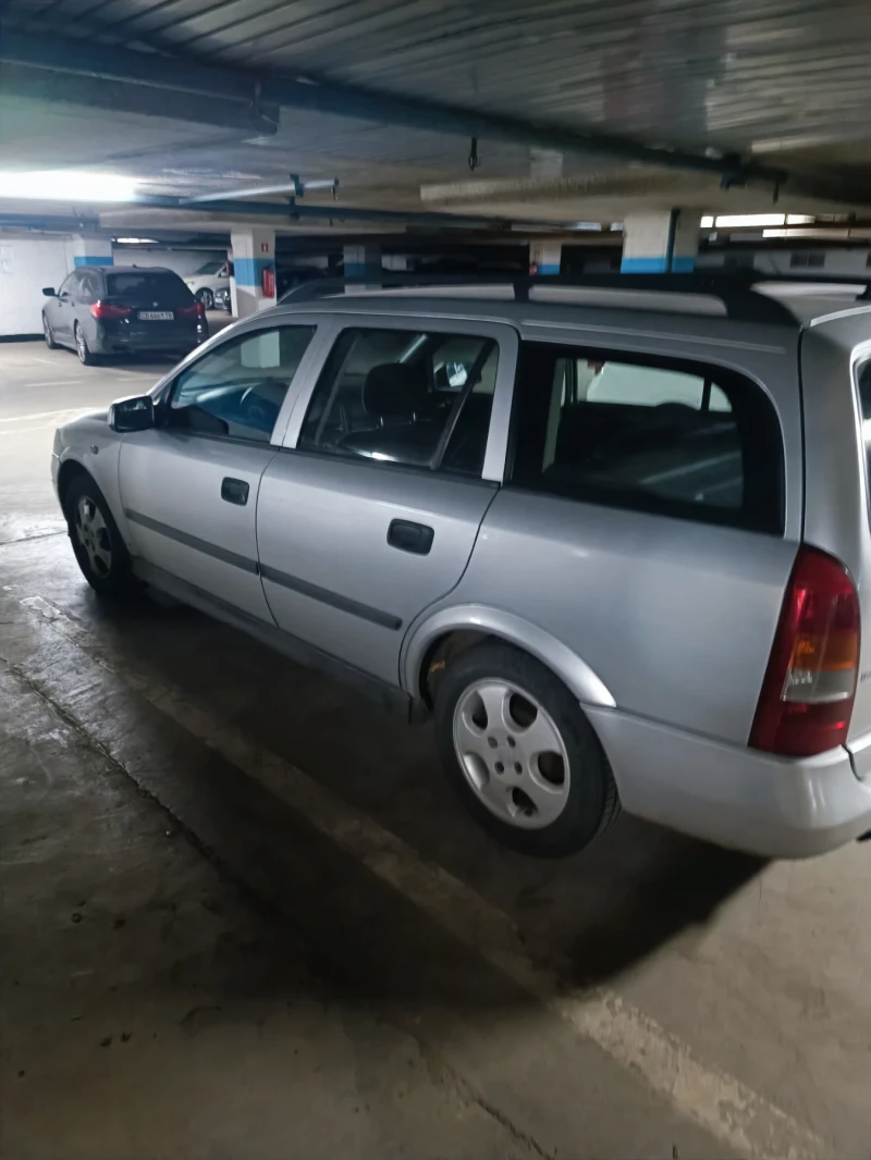 Opel Astra, снимка 2 - Автомобили и джипове - 53600532
