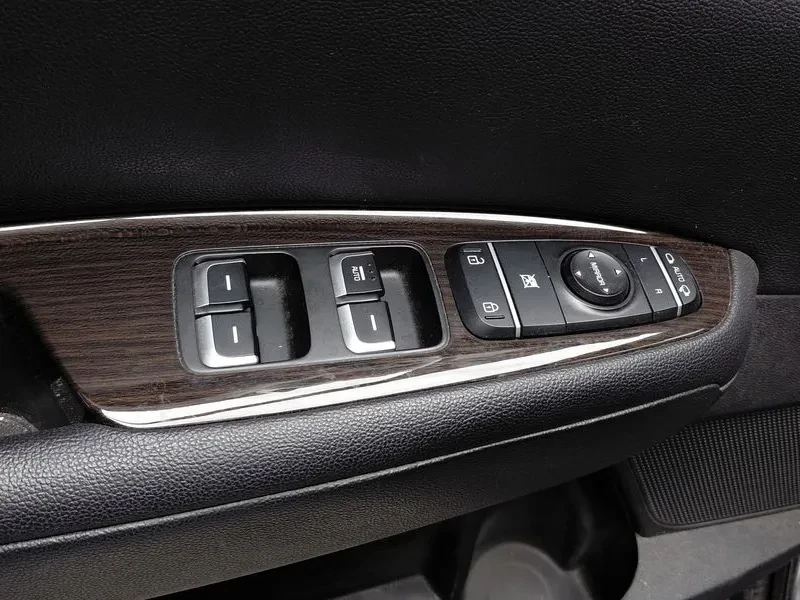 Kia K5 2.0 Prestige - САМО 30% АВАНС, снимка 17 - Автомобили и джипове - 55796071