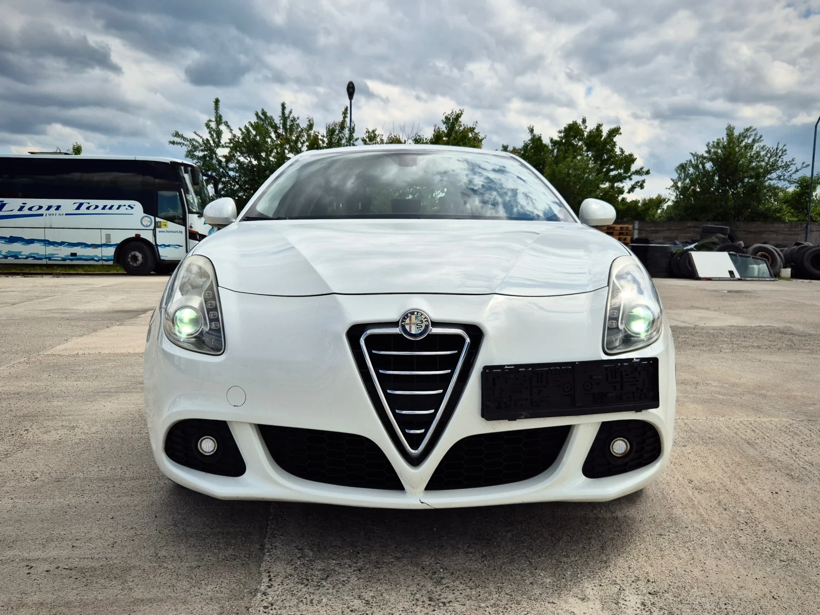 Alfa Romeo Giulietta 1.4 Turbo 120к.с. - изображение 2