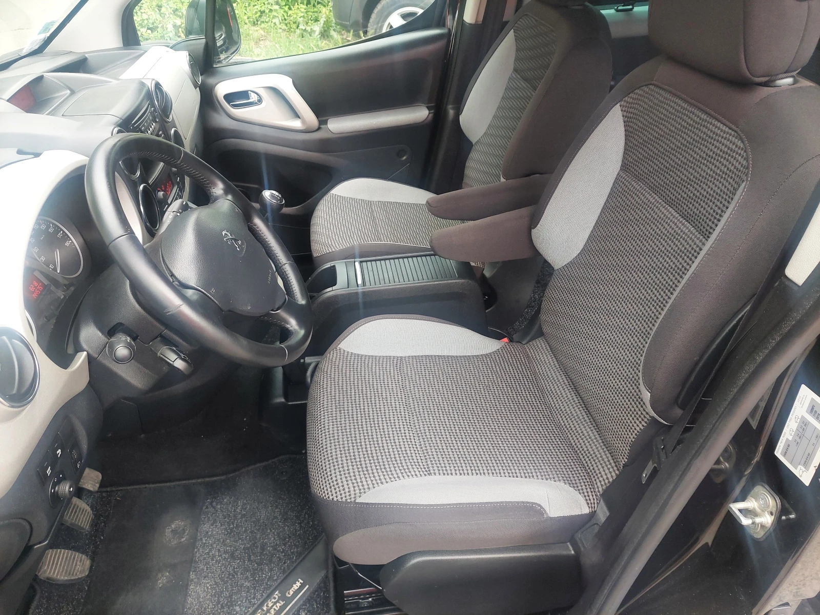 Peugeot Partner TePee 1, 6hdi 114ps 5 MECTA - изображение 7