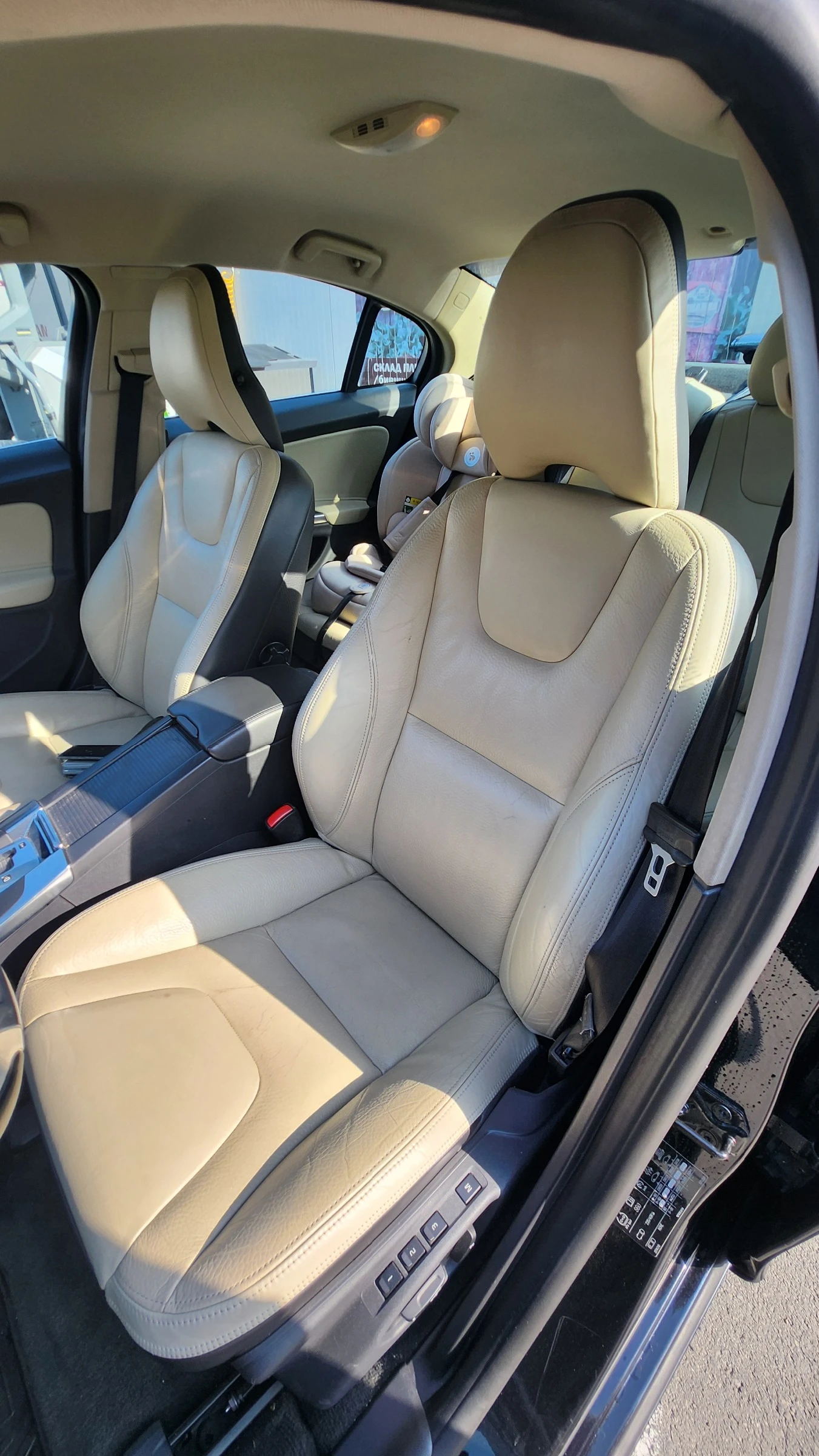 Volvo S60  - изображение 9