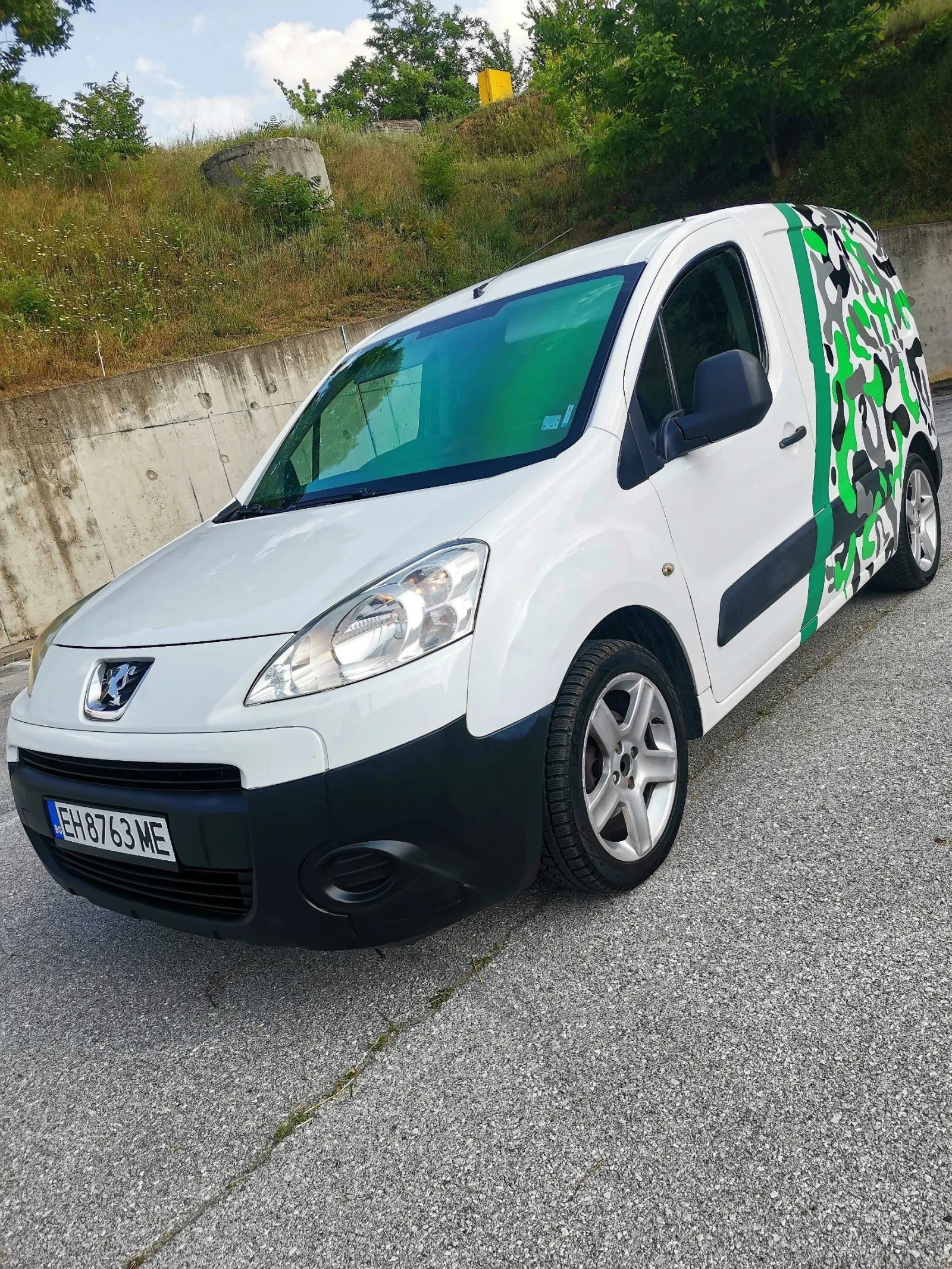 Peugeot Partner 1.6 HDI 90 к.с. ТОП Климатик - изображение 4