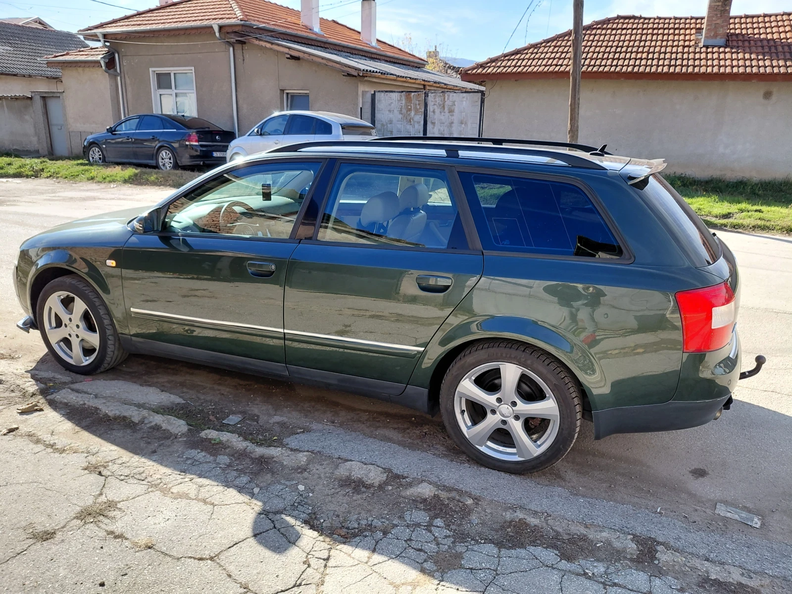 Audi A4 2.4 ТВЪРДА ЦЕНА - изображение 2
