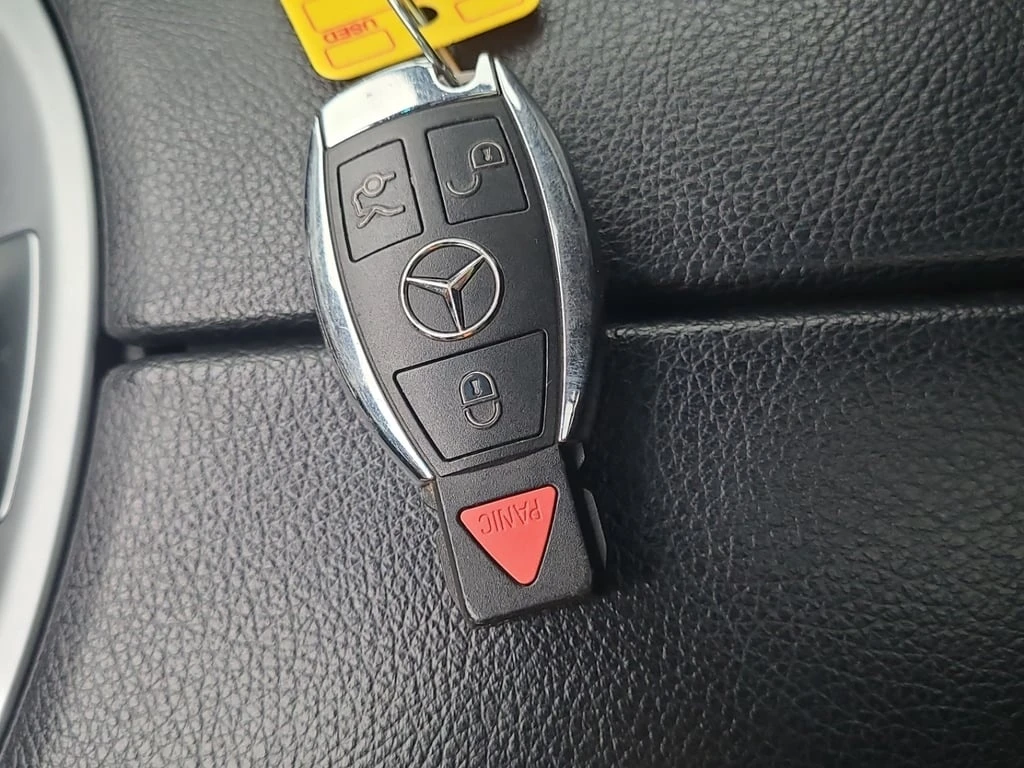 Mercedes-Benz C 43 AMG * CARFAX * БЕЗ ПЪРВОНАЧАЛНА ВНОСКА - изображение 6