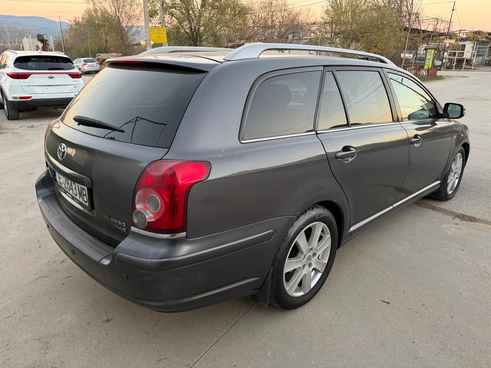 Toyota Avensis  | Mobile.bg   5