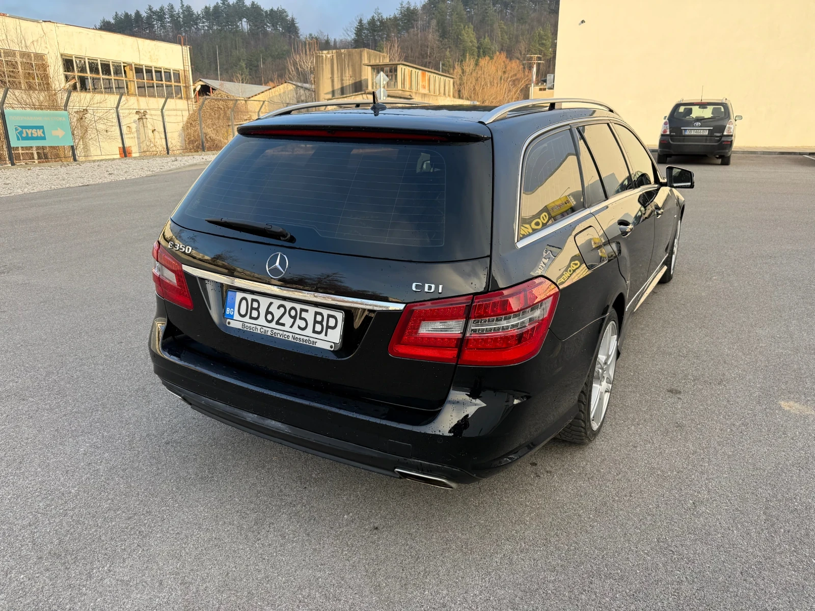 Mercedes-Benz E 350  - изображение 5