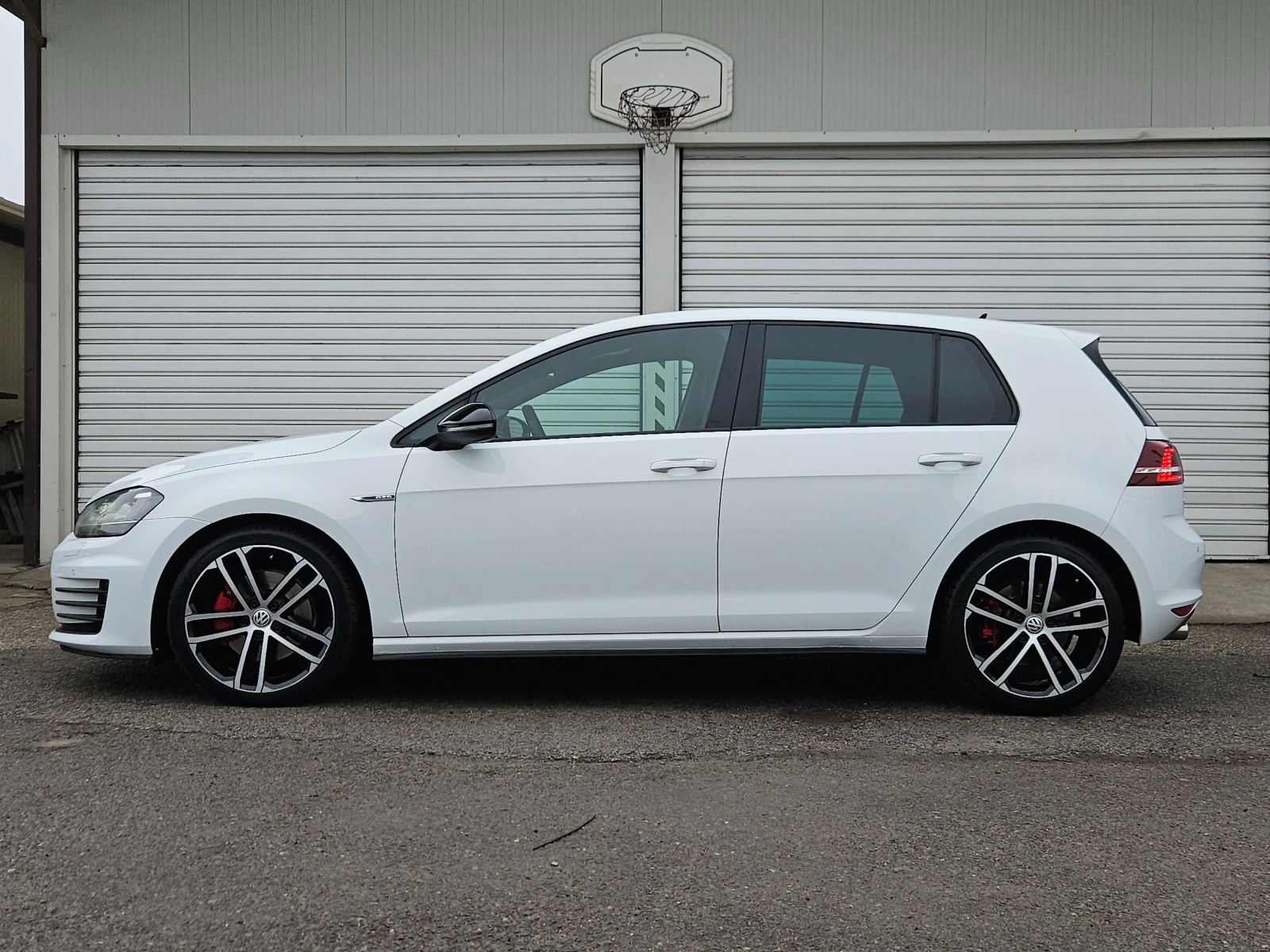 VW Golf 2.0GTD/DSG/ДИСТРОНИК/LED/NAVI/БЛУТУТ/EURO 6B/ТОП - изображение 6