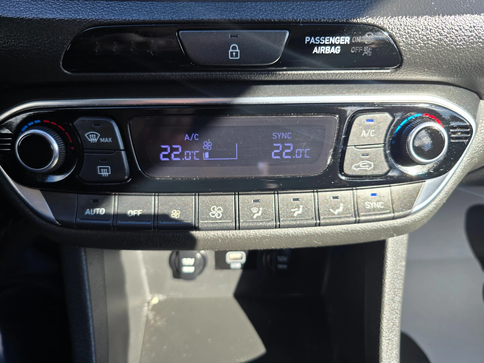 Hyundai I30 1.6-CRDI-EURO6W-NAVI | Mobile.bg � ����������� 16