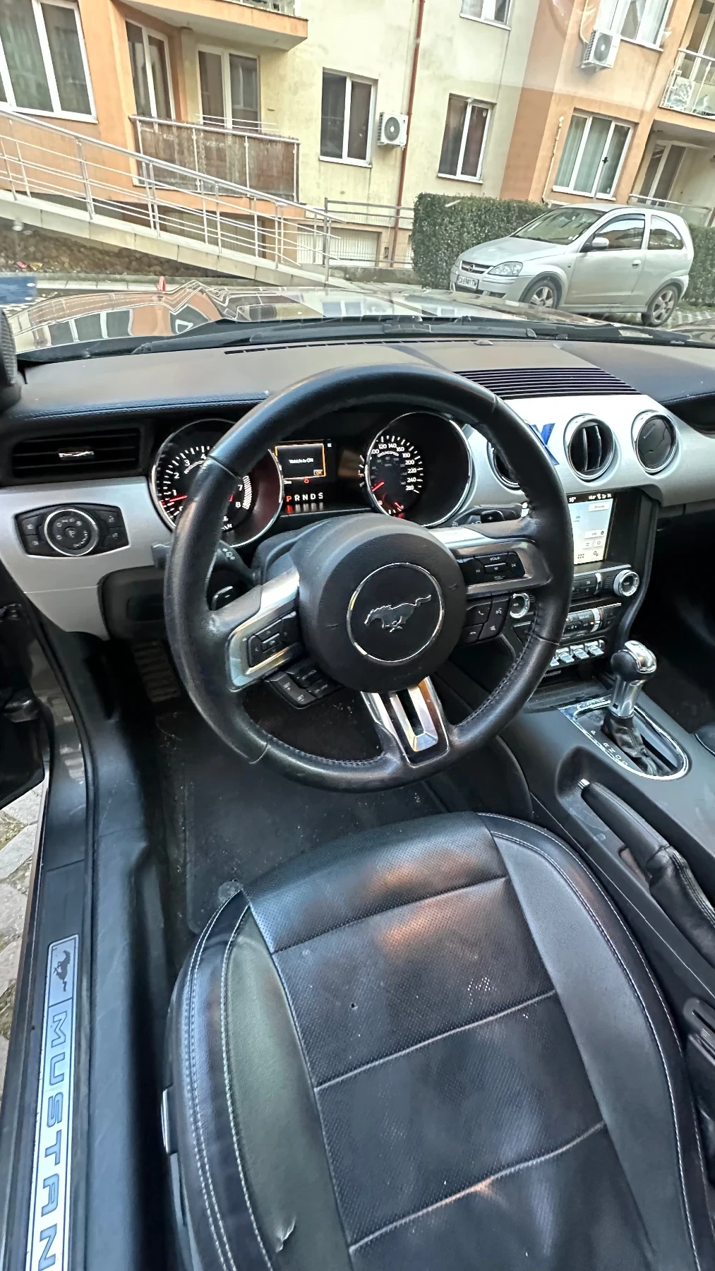 Ford Mustang 2.3 EcoBoost, снимка 4 - Автомобили и джипове - 53801613