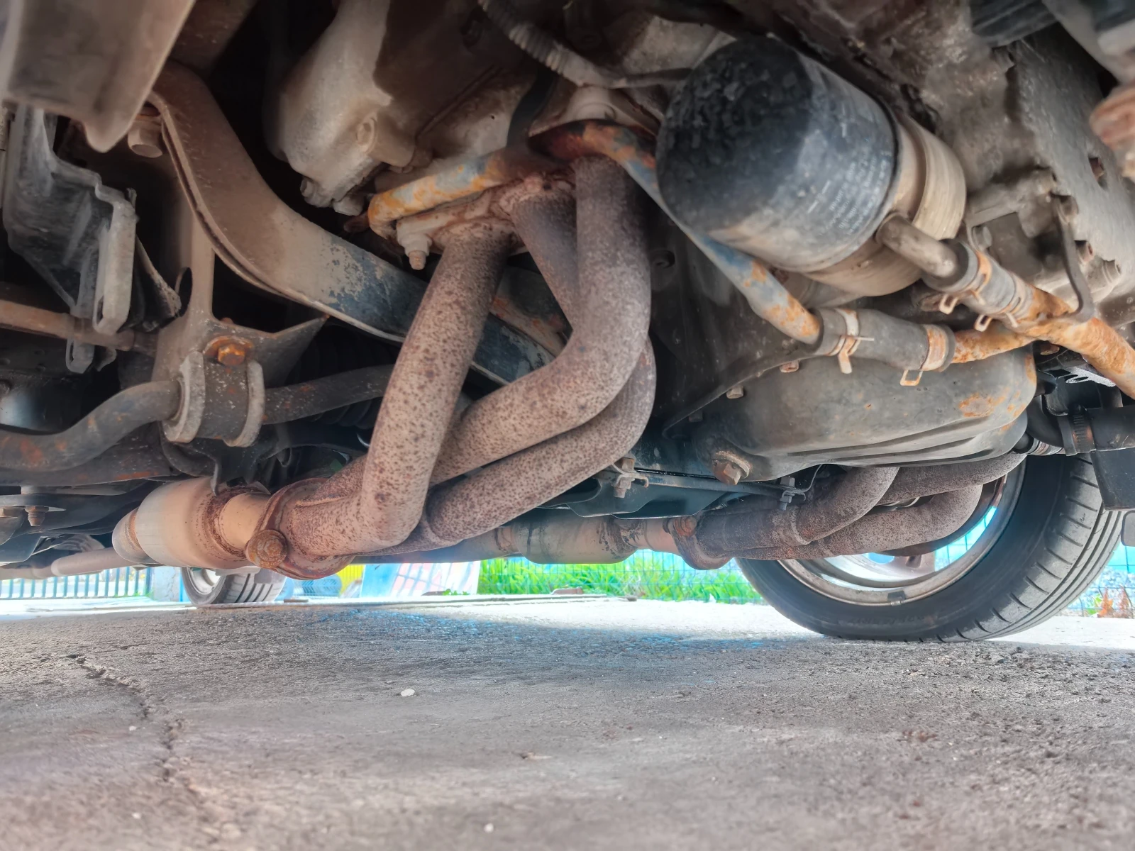 Subaru Legacy 3.0, снимка 14 - Автомобили и джипове - 53937540