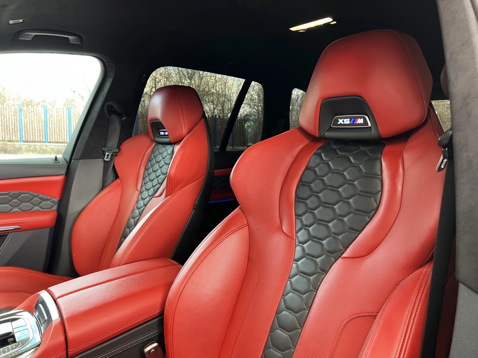 BMW X5M xDrive/CARBON/H&K/HEAD UP/360/, снимка 9 - Автомобили и джипове - 53973622