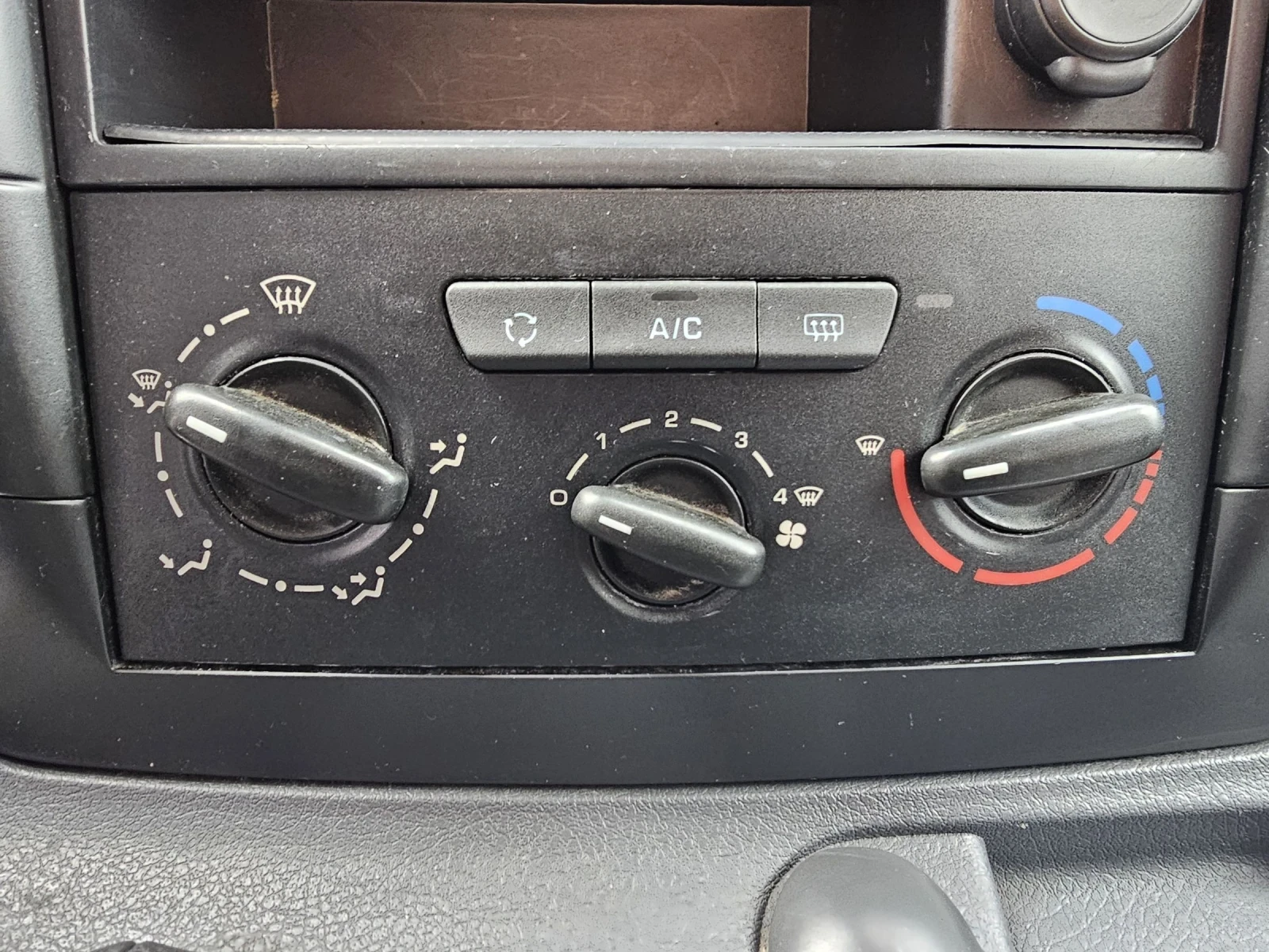 Peugeot Expert 2HDi, Климатик, 3-места, снимка 8 - Автомобили и джипове - 54149608