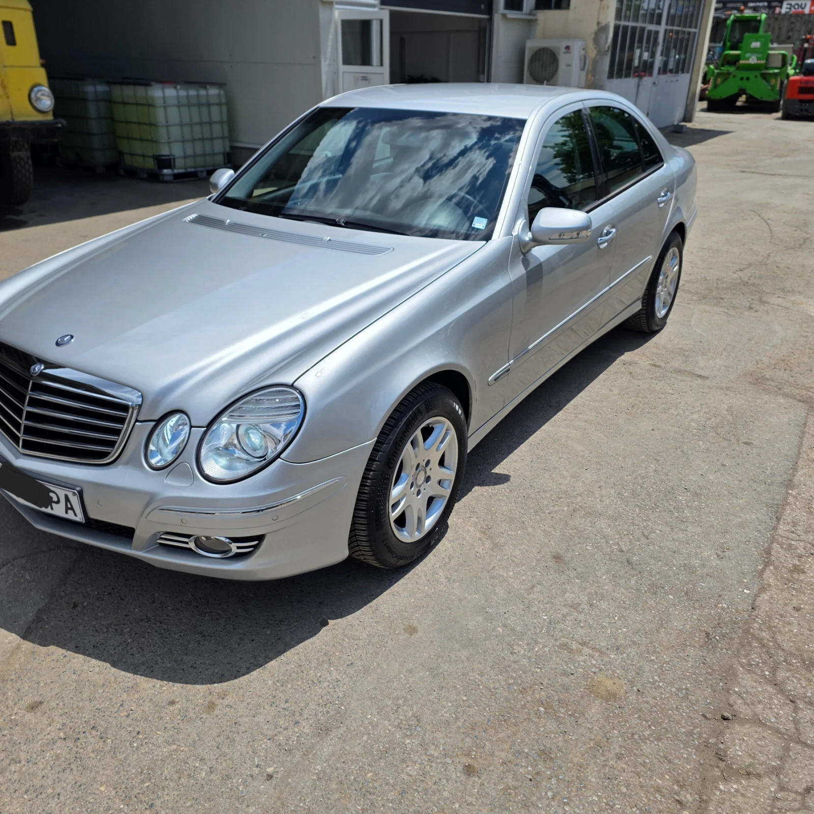 Mercedes-Benz E 220 E211CDI, снимка 4 - Автомобили и джипове - 54790735