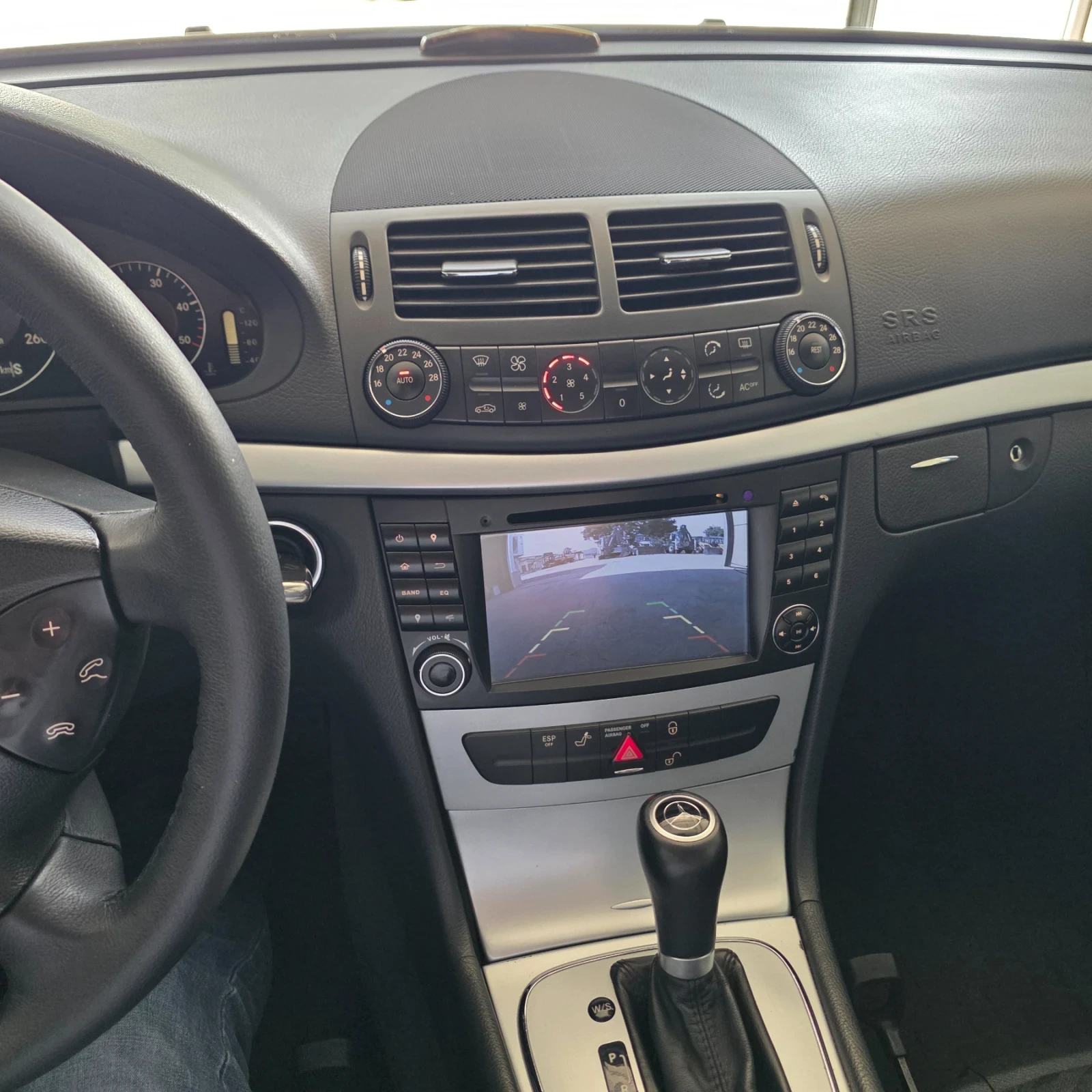 Mercedes-Benz E 220 E211CDI, снимка 11 - Автомобили и джипове - 54790735