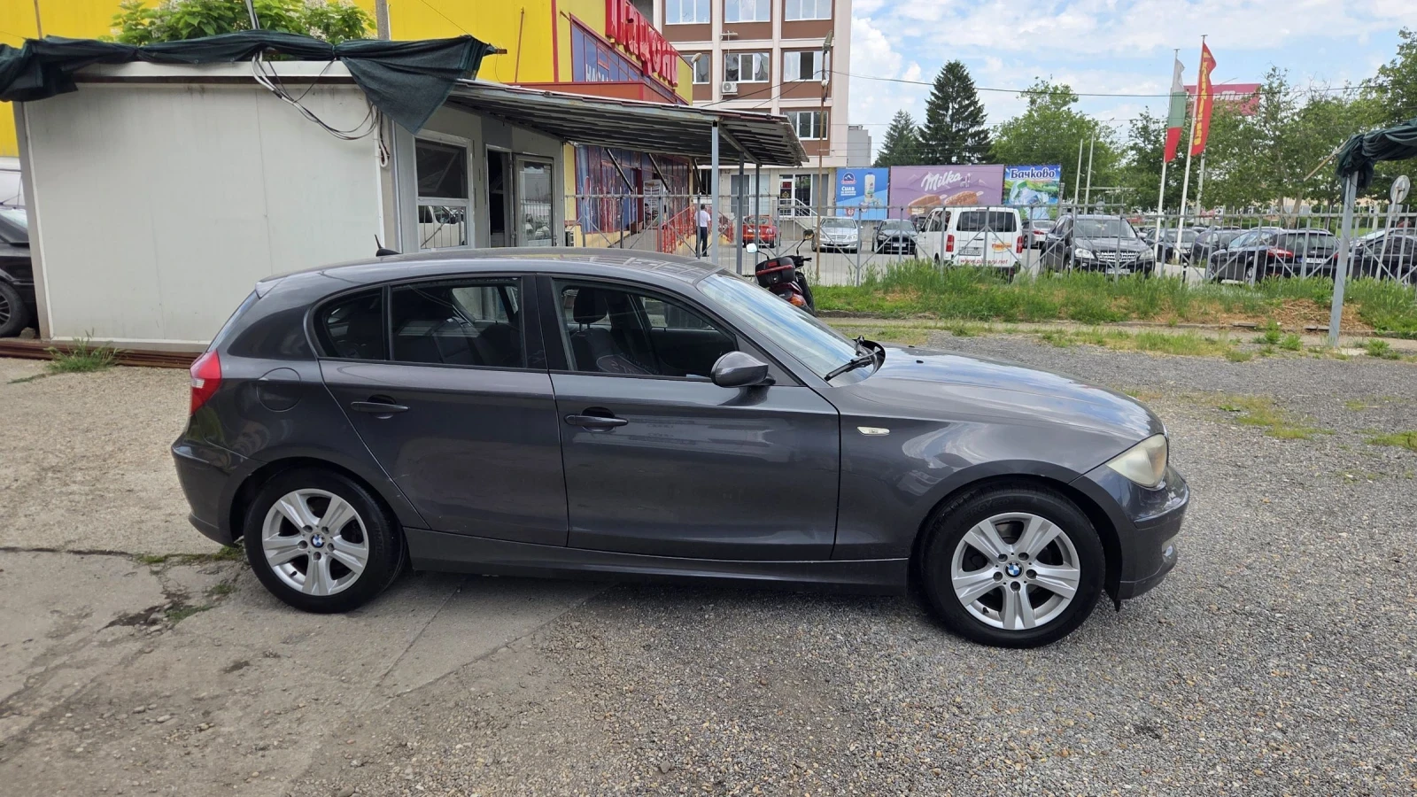 BMW 118 118d FACELIFT 2.0D 143 h.p, снимка 4 - Автомобили и джипове - 54819583