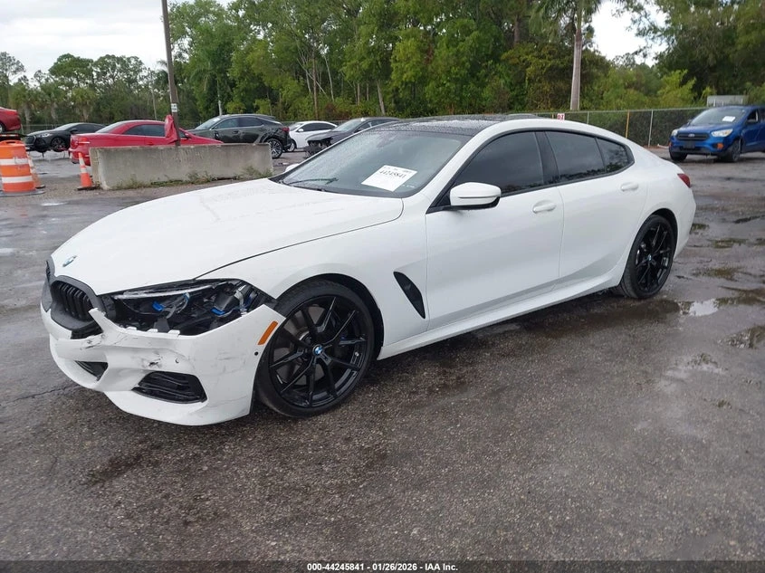 BMW 840 3l I Gran Coupe, снимка 2 - Автомобили и джипове - 54859722