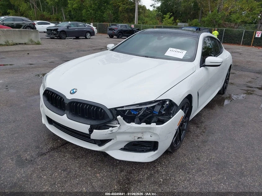 BMW 840 3l I Gran Coupe, снимка 6 - Автомобили и джипове - 54859722