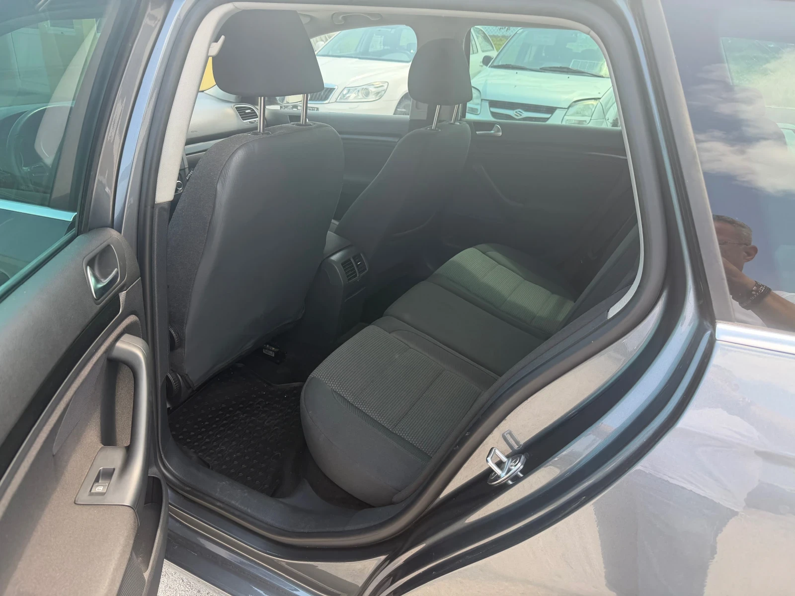 VW Golf 1.6/105кс Панорама Климатроник 177000км, снимка 10 - Автомобили и джипове - 54866295