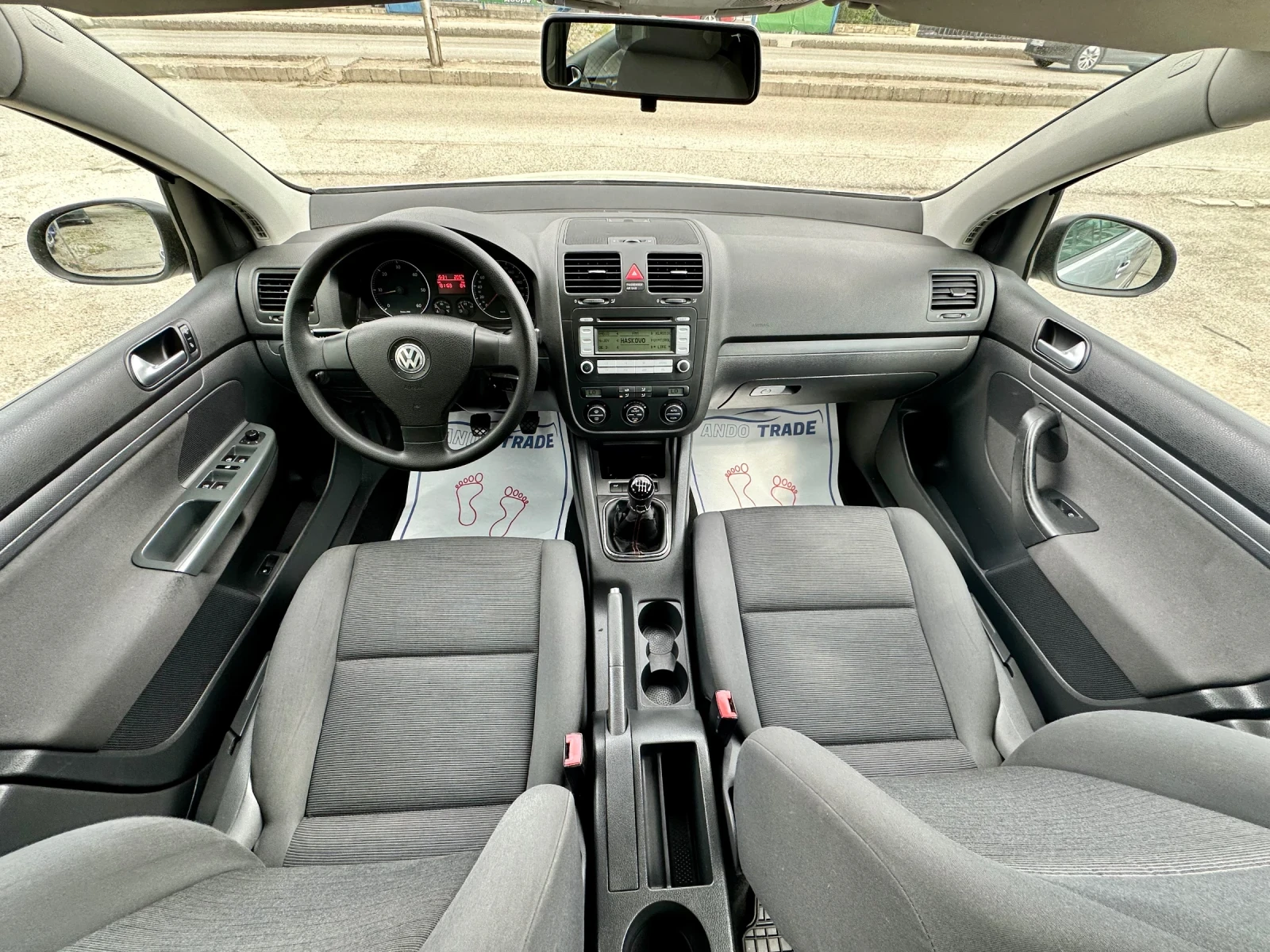 VW Golf 1.9 TDI, снимка 9 - Автомобили и джипове - 54868130
