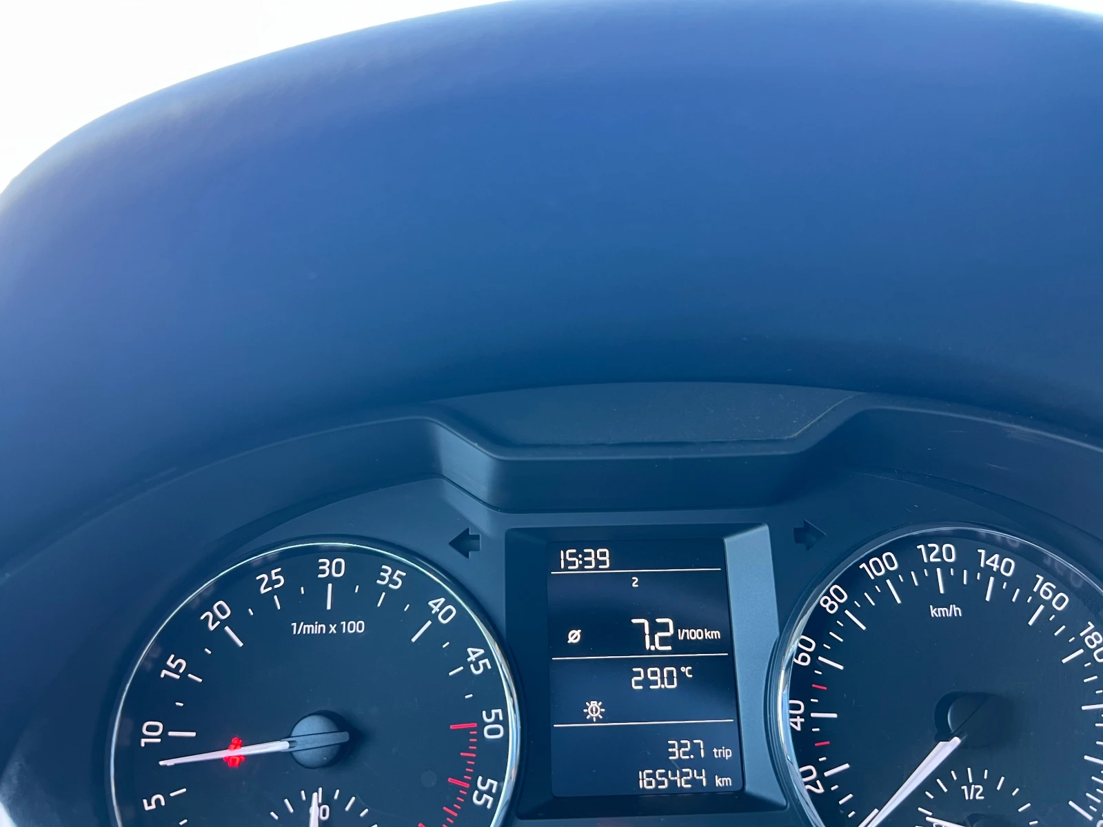 Skoda Octavia 2.0D4x4 160000 km, снимка 15 - Автомобили и джипове - 54976327