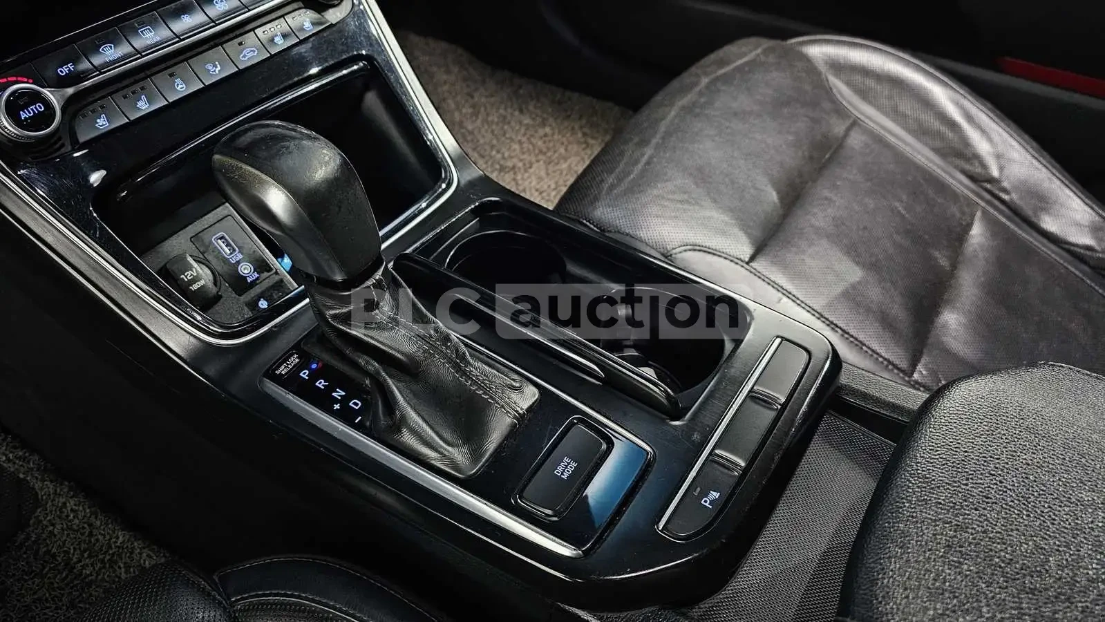 Hyundai Grandeur, снимка 9 - Автомобили и джипове - 55036651
