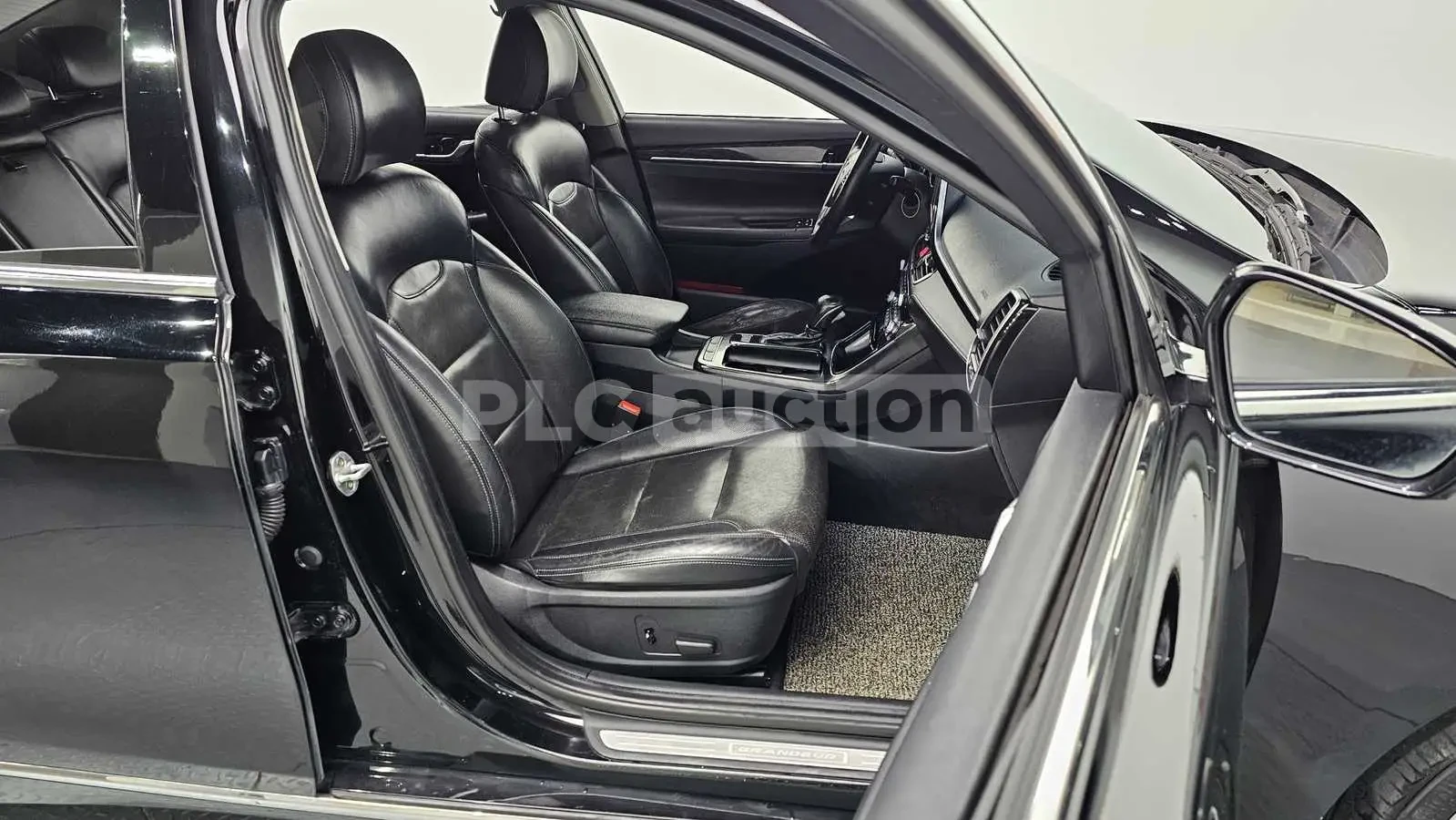 Hyundai Grandeur, снимка 10 - Автомобили и джипове - 55036651