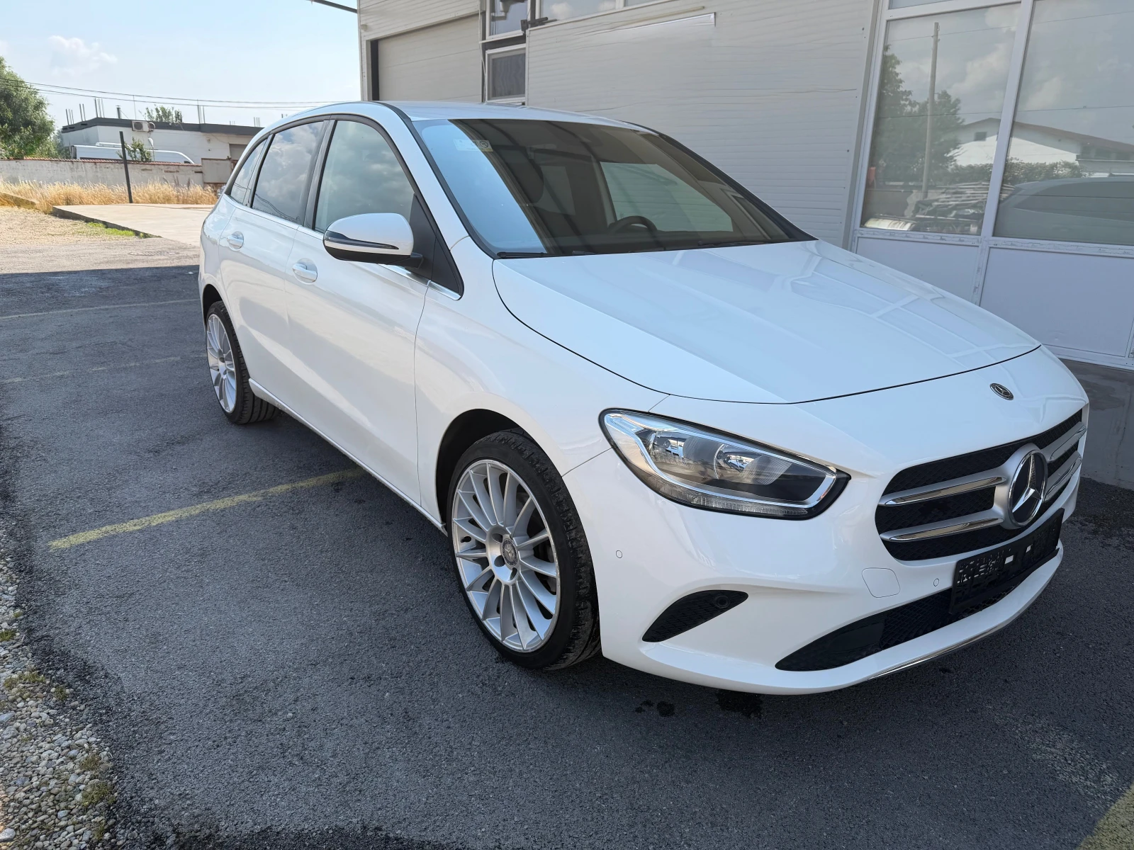 Mercedes-Benz B 200 АВТОМАТ EURO6