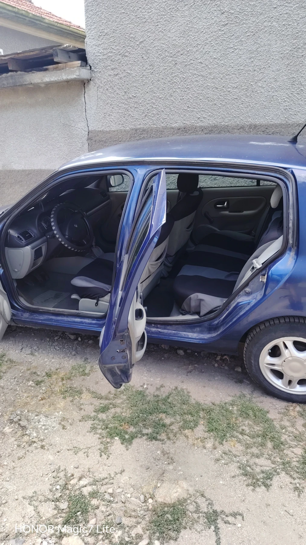 Renault Clio, снимка 5 - Автомобили и джипове - 55768824
