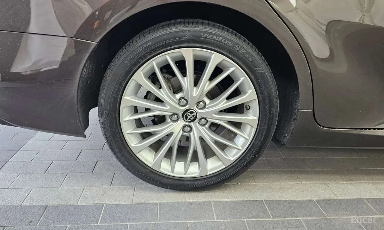 Toyota Camry * 2.5 XLE Hybrid * КРАЙНА ЦЕНА ДО БЪЛГАРИЯ, снимка 5 - Автомобили и джипове - 55773062