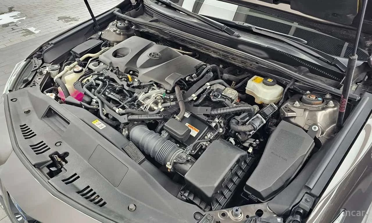 Toyota Camry * 2.5 XLE Hybrid * КРАЙНА ЦЕНА ДО БЪЛГАРИЯ, снимка 6 - Автомобили и джипове - 55773062