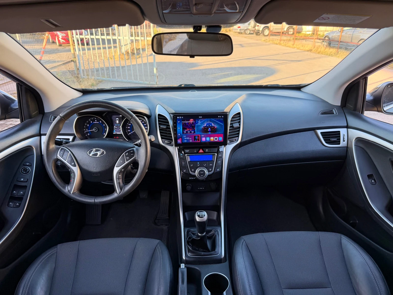 Hyundai I30 1.6i Premium Кожа Нави камера 154хил км Като Нова!, снимка 10 - Автомобили и джипове - 55963420