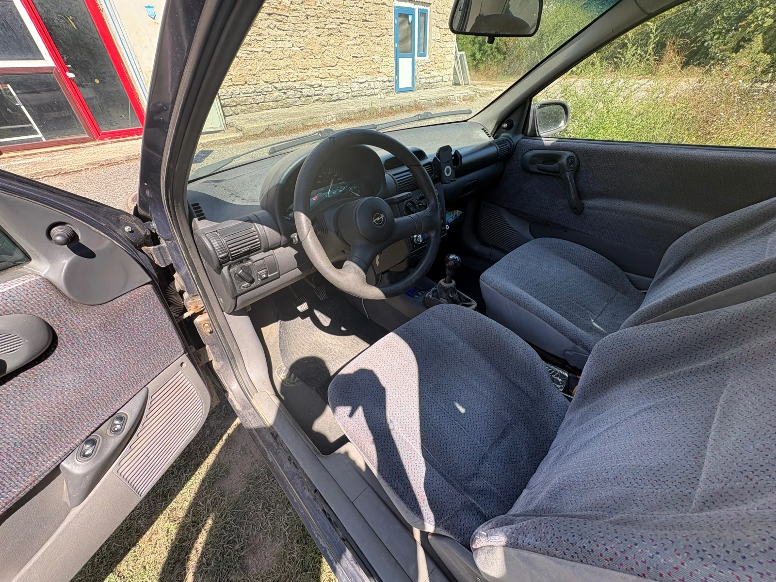 Opel Corsa, снимка 4 - Автомобили и джипове - 56006919