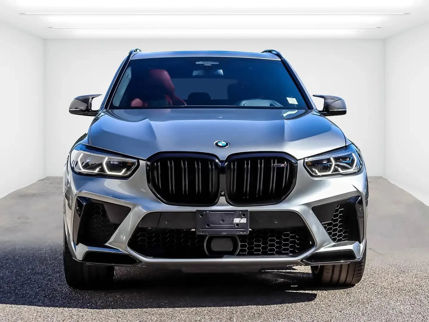 BMW X5M COMPETITION* CARBON* 360* B&W* DIS* PANO* FULL, снимка 2 - Автомобили и джипове - 56317347