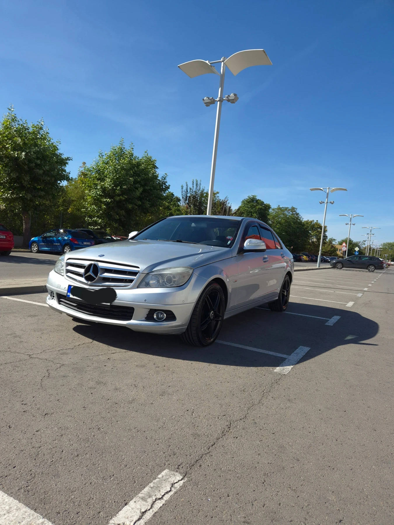 Mercedes-Benz C 320