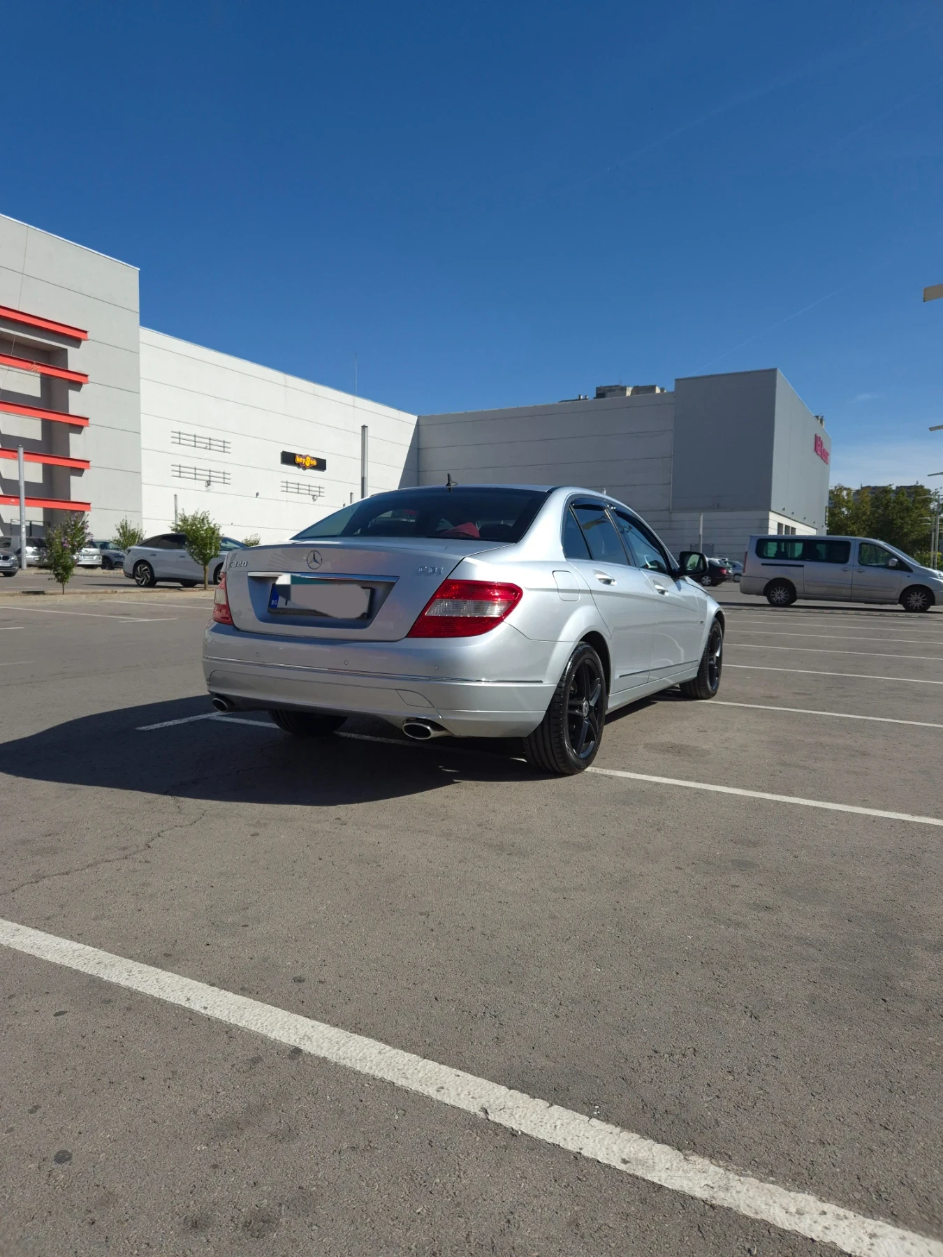 Mercedes-Benz C 320, снимка 4 - Автомобили и джипове - 56318462