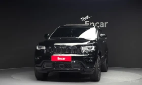 Jeep Grand cherokee 3.6 OVERLAND / BLACK ON BLACK / DISTRONIC / ОБДУХ, снимка 3