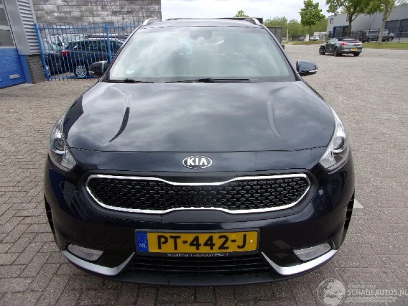 Kia Niro 1.6GDI Eco Hibrid, снимка 1 - Автомобили и джипове - 45734354