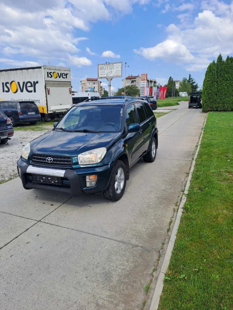 Toyota Rav4, снимка 2 - Автомобили и джипове - 47318378