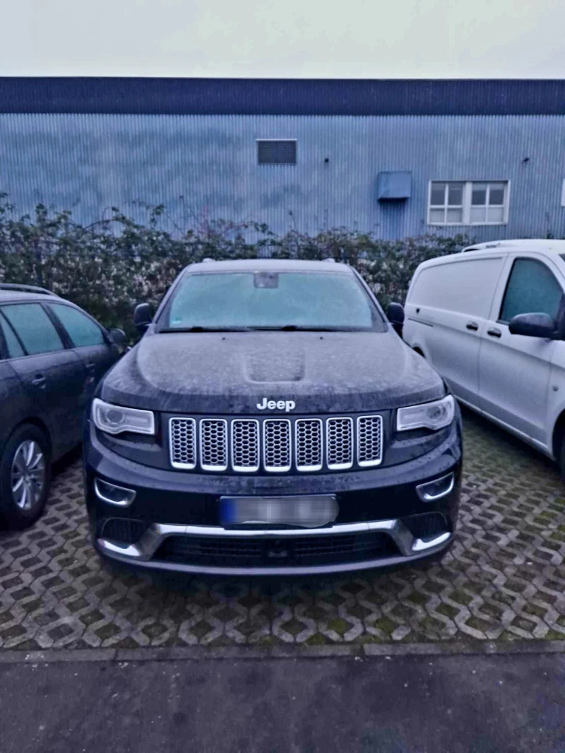 Jeep Grand cherokee 3.0 CRDI SUMMIT, снимка 1 - Автомобили и джипове - 46970226