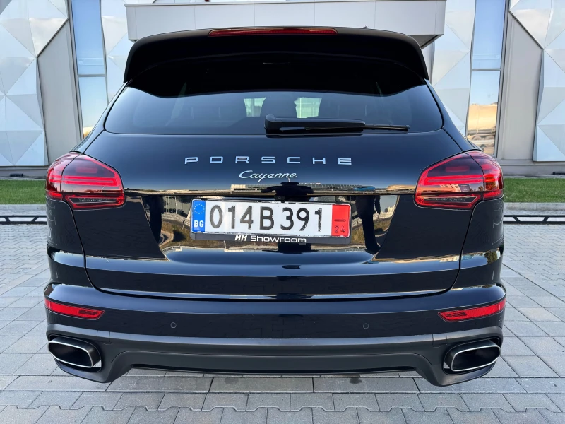 Porsche Cayenne FACE-FULL-LED-ПАНОРАМА-С.КНИЖКА-DISTRONIC-ПОДГРЕВ-, снимка 6 - Автомобили и джипове - 47615086